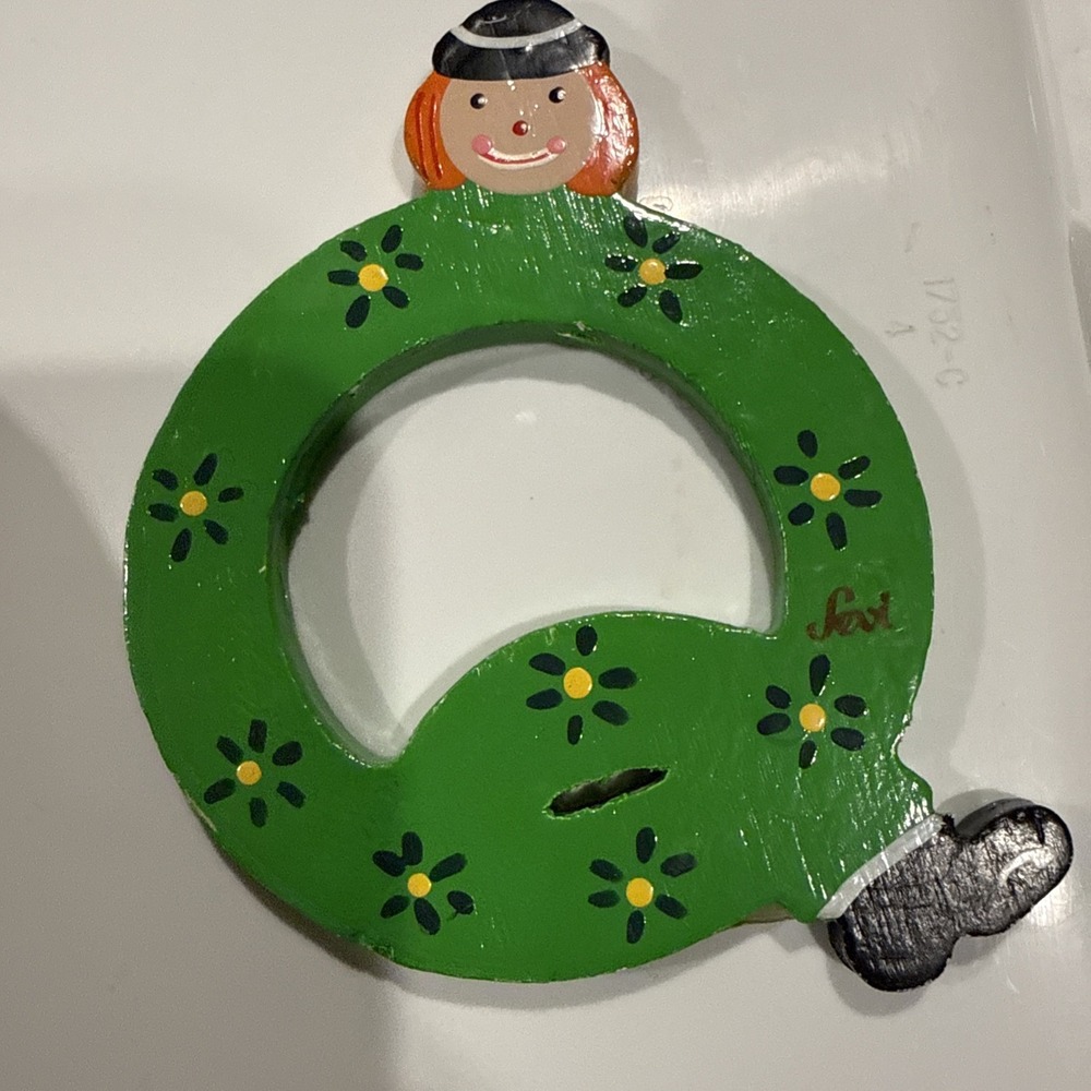 Vtg‎ Sevi Clown Child Kids Alphabet Wooden Letter Q Personalized Decor Green